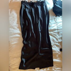 MESHKI TWO PIECE SATIN BLACK MAXI SKIRT BANDEAU TOP SIZE XS